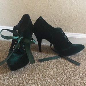 Green velvet heels